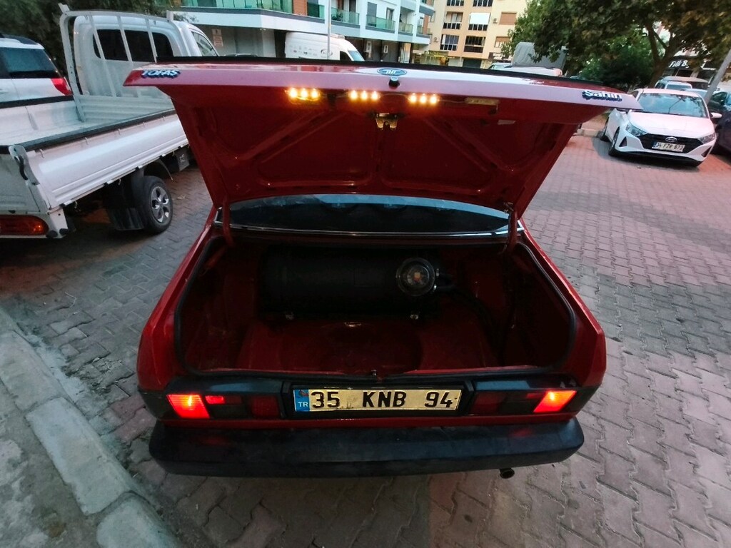 Kırmızı Tofaş Araba - 12