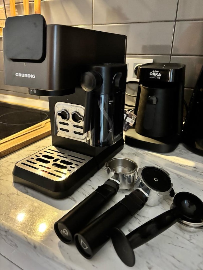 Grundig KSM 6430 Delisia Yarı Otomatik Espresso Makinesi - 2