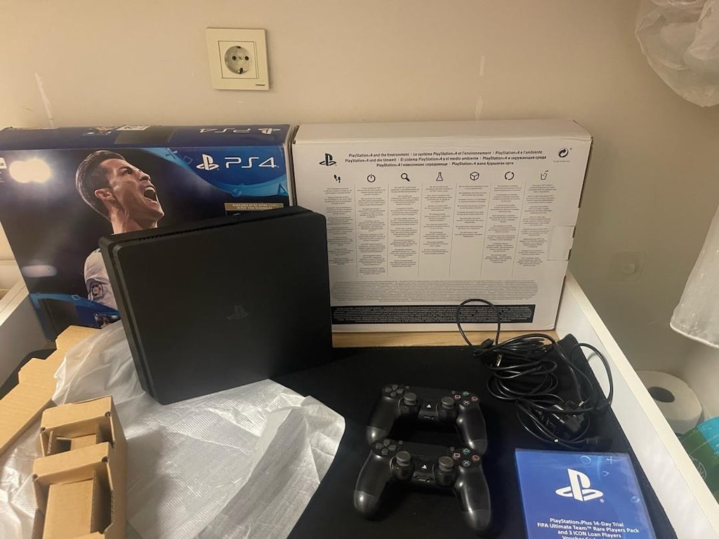 KIRIK PS4 SLIM 500GB | KUTULU FATURALI | 2 ORJİNAL KOL | ÇOK TEMİZ - 4