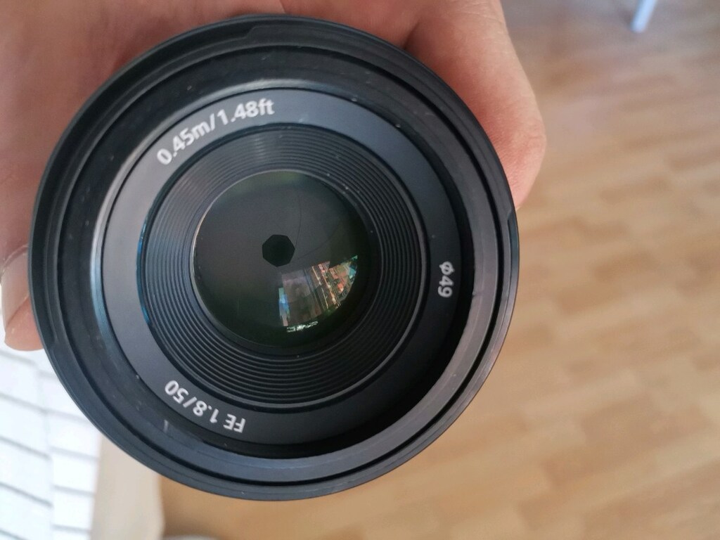 Sony 50mm 1.8 lens - 3