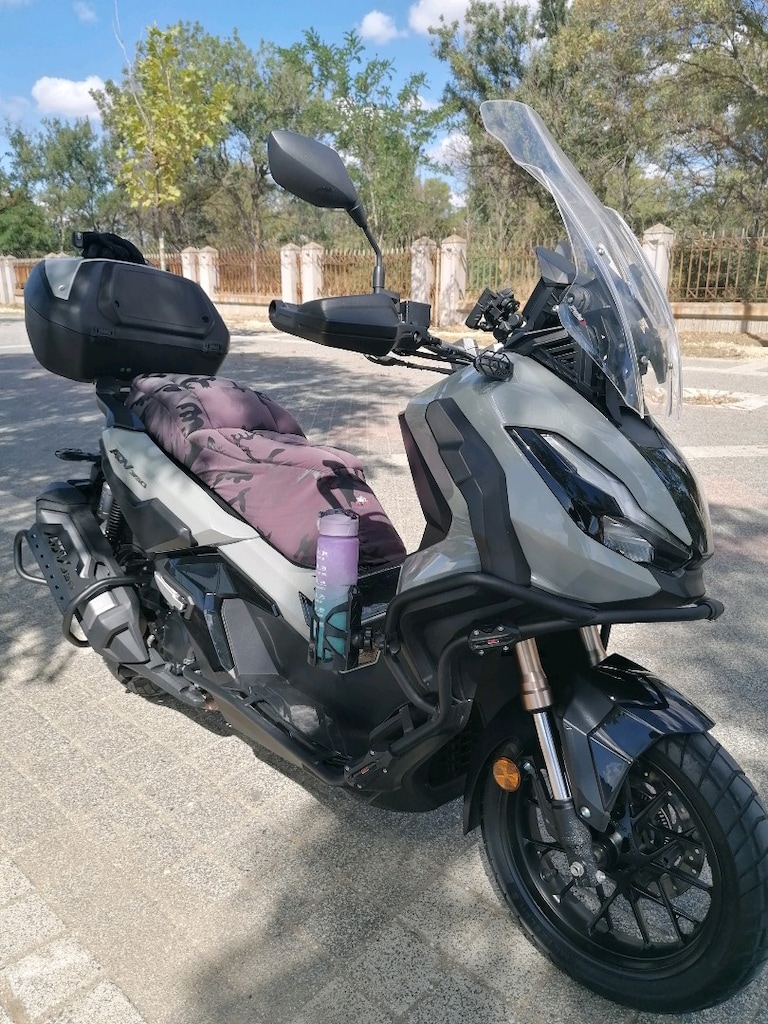 Honda Adv 350 - 3