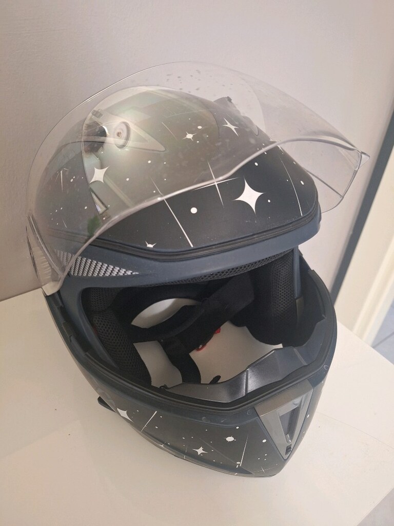 Çeneden açılır kask - 4