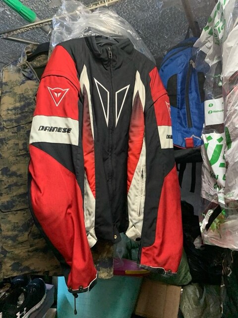 dainese marka full koruma xl xxl beden motorsiklet mont kol çıkıyor
