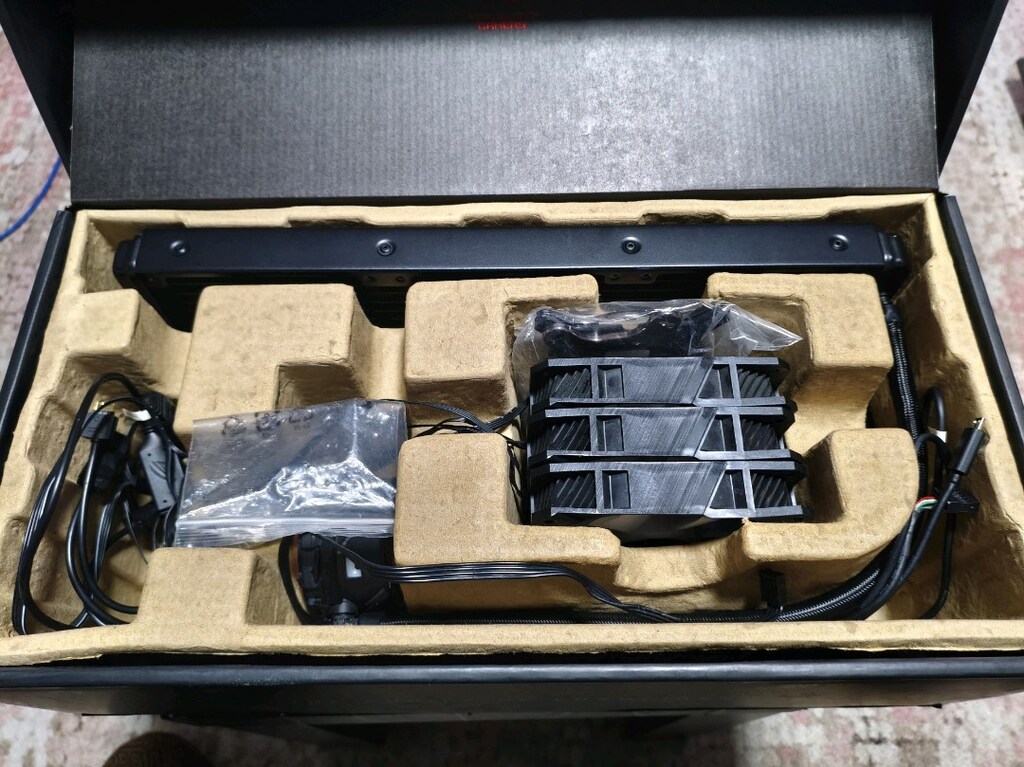 Asus rog STRİX LC 360 RGB sıvı soğutma - 4