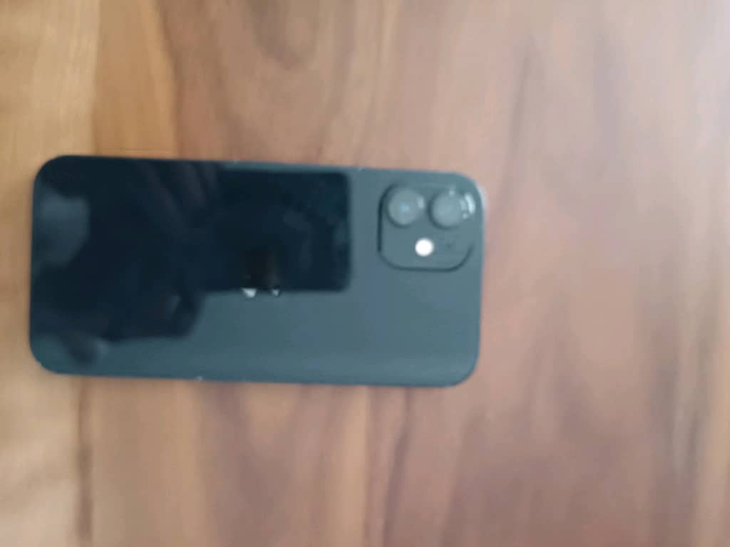 iPhone 12 - 5