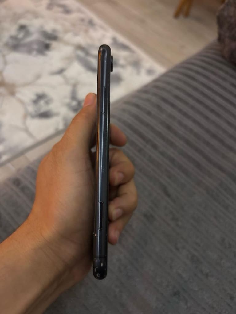 iphone xr 64 gb - 4