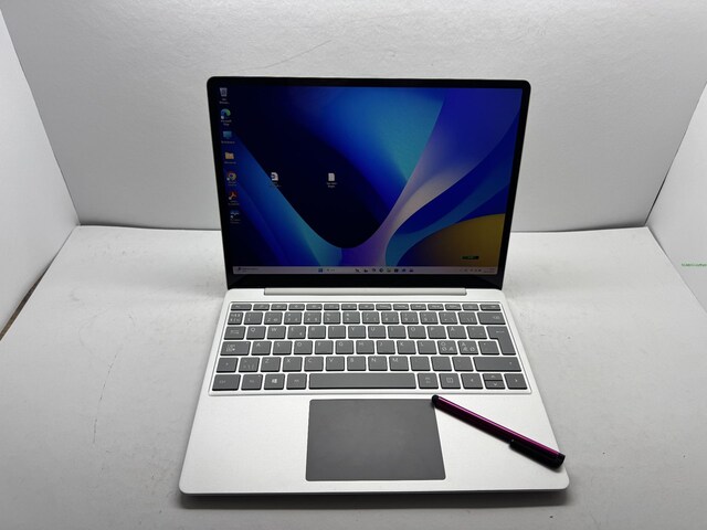 SURFACE İ5 10. NESİL 8 GB RAM 128 NVME DOKUNMATİK + KALEM