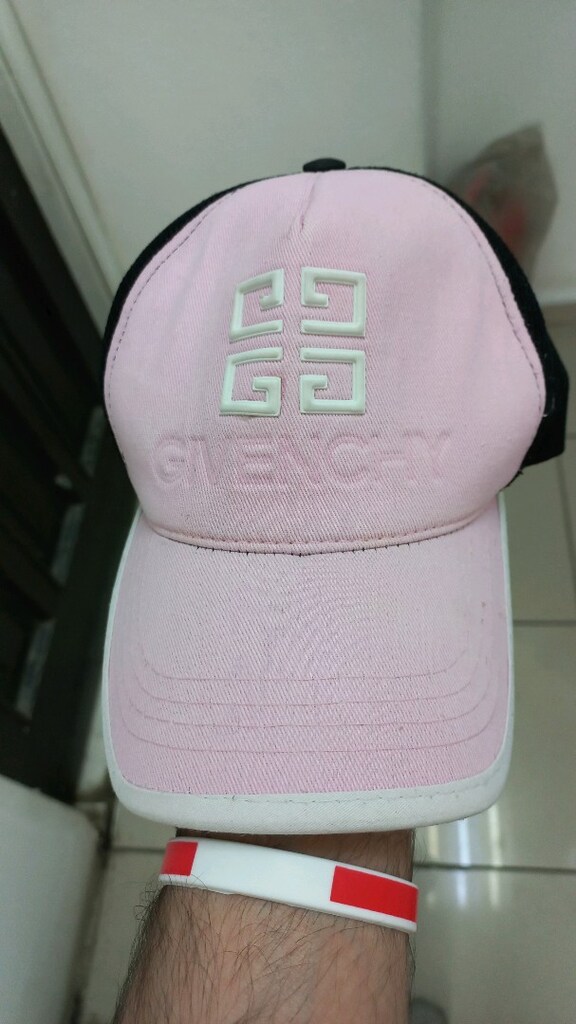 Givenchy Pembe Siyah Şapka - 3