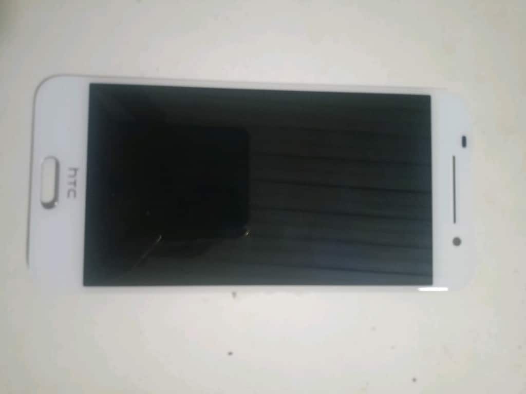 htc one a9 ekranı temiz orjinal