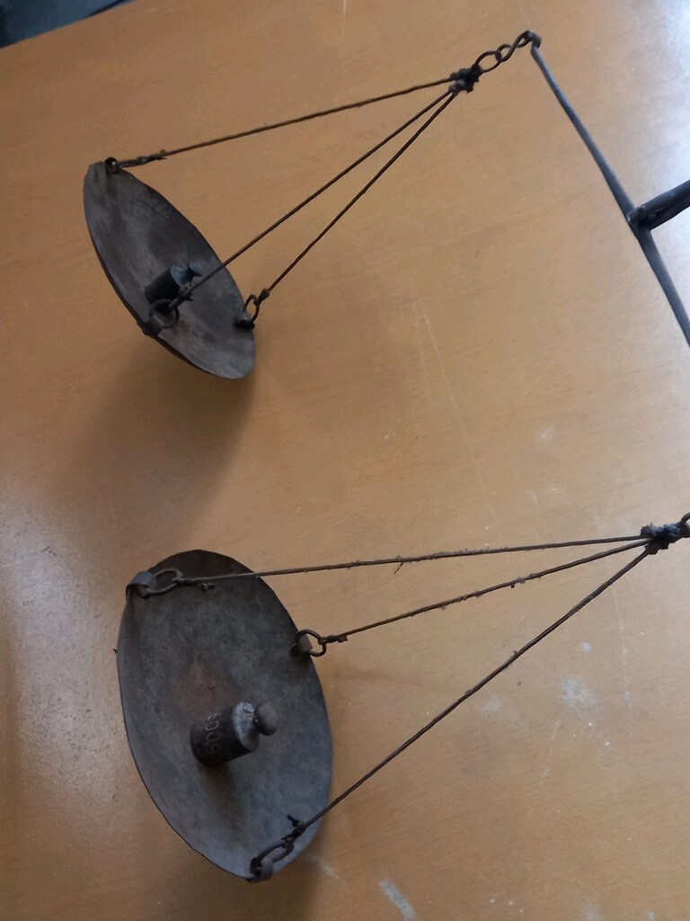 çok eski asırlık 2 adet kefeli el teraziler, bakır kefelide mevcut. - 3