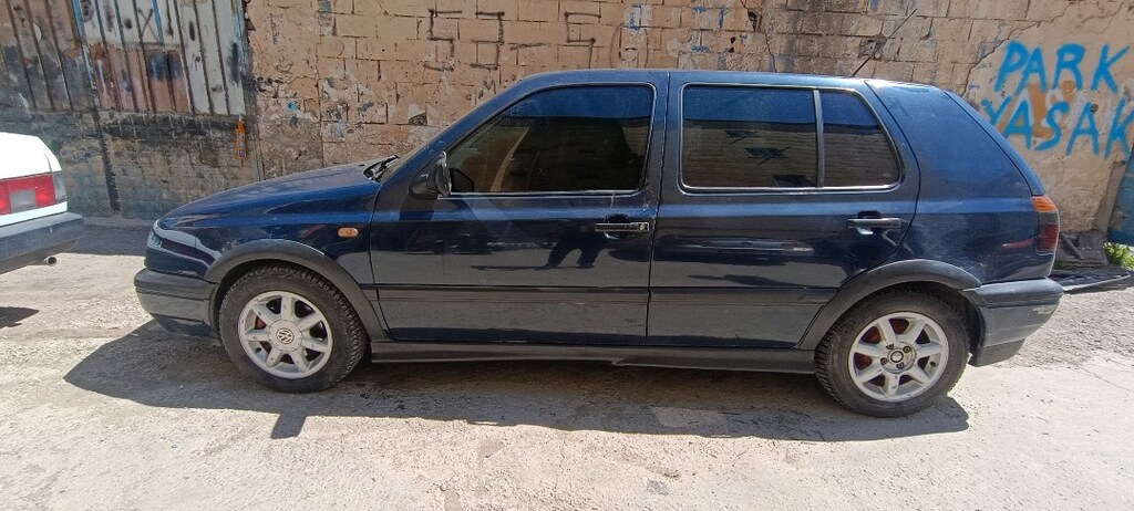 Volkswagen Golf 3 yan marşpiyel - 2