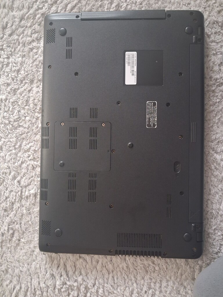 Arızalı Acer v5 551g Dizüstü Bilgisayar - 3