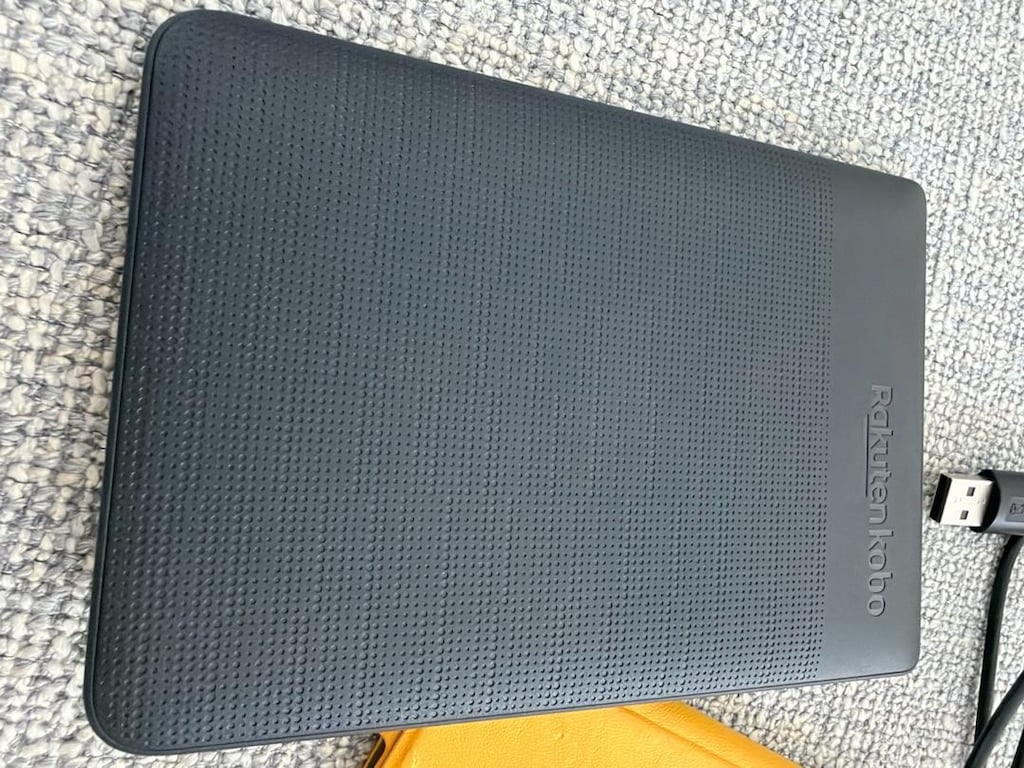 KOBO Nia Elektronik Kitap ve Orjinal Kılıfı - 2