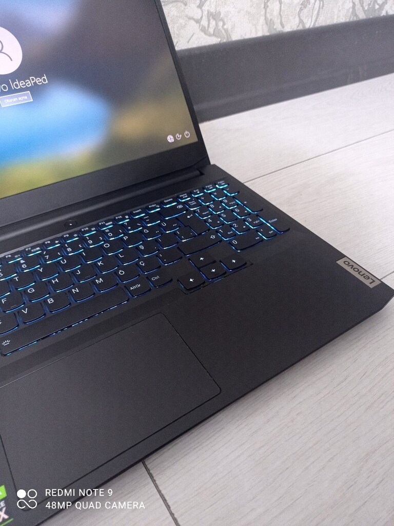 Dizüstü Bilgisayar Lenovo IdeaPad Gamıng - 3
