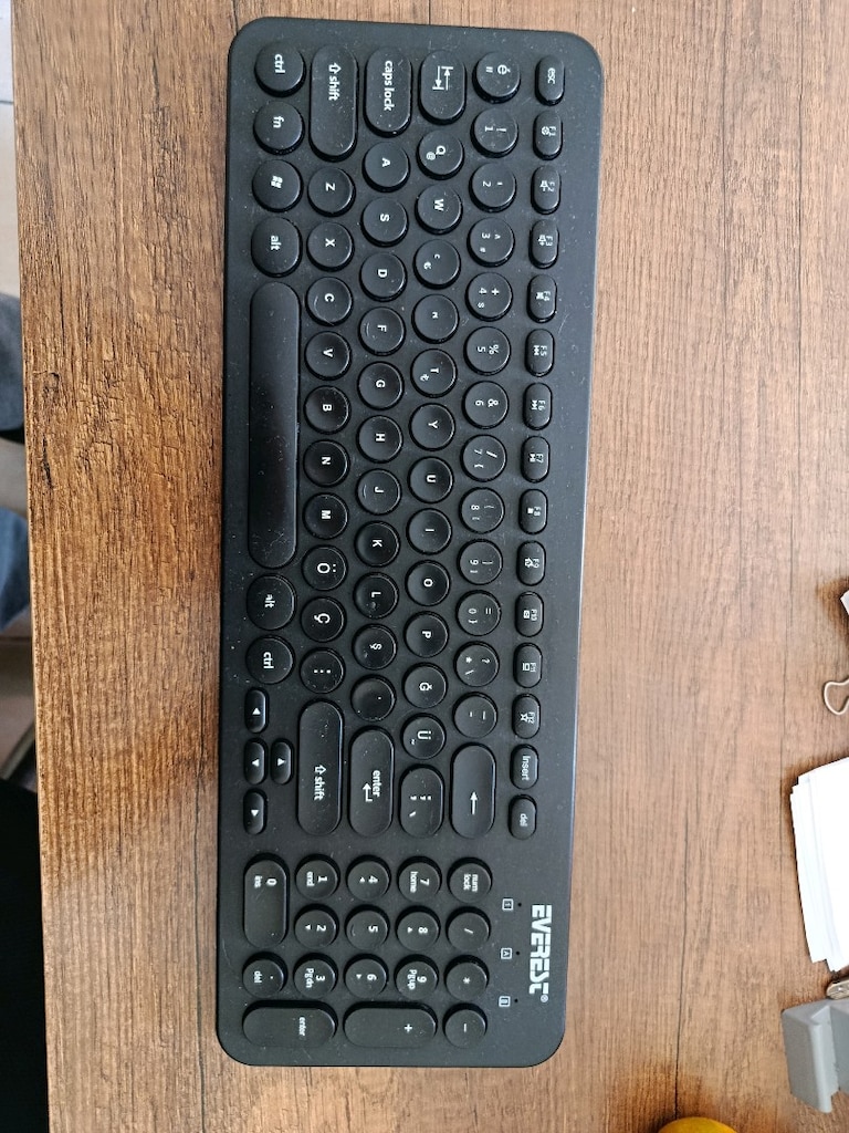 Everest Q Klavye USB girişli.temiz - 2