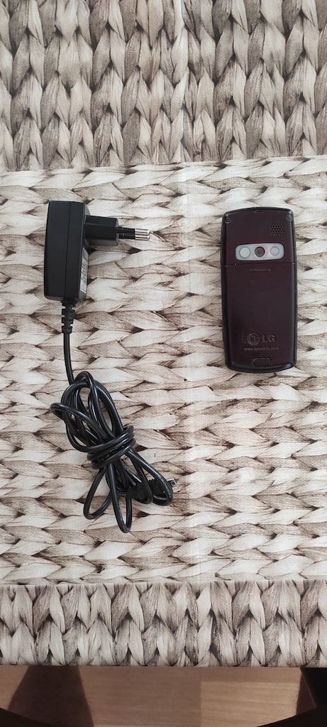 LG KLG KG200 Nostaljik Tuşlu Cep Telefonu – Koleksiyonluk - 9