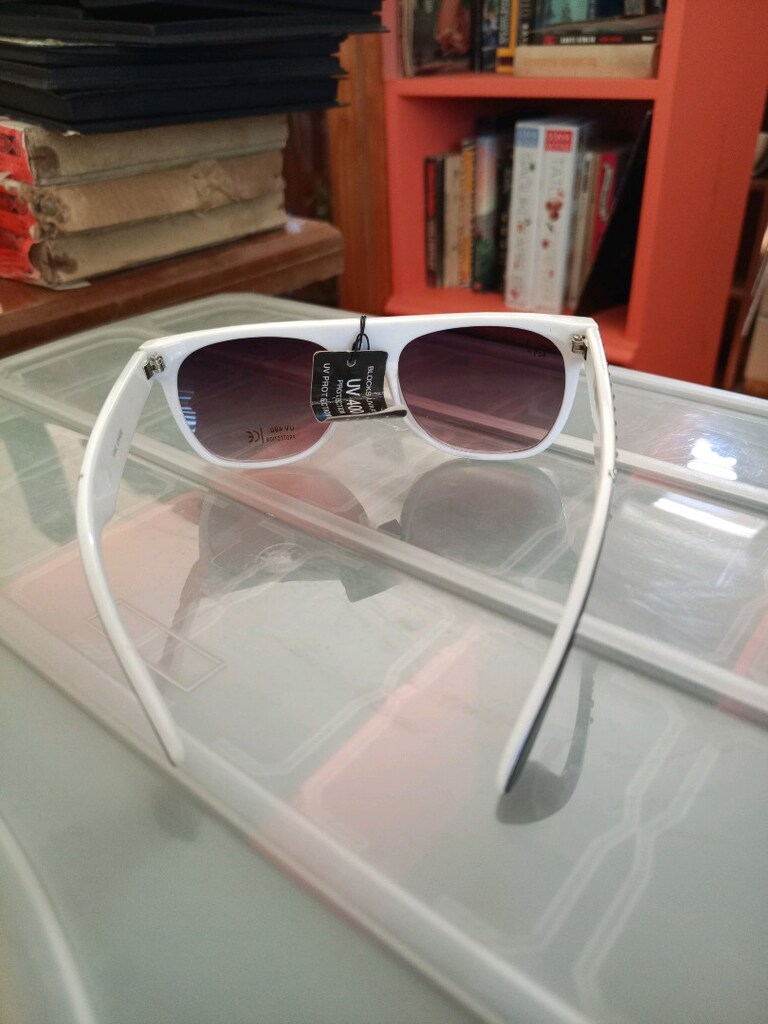 Ray-Ban Beyaz-Siyah Stud Güneş Gözlüğü - 3