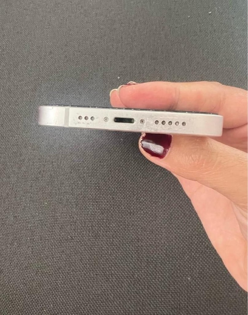 iPhone 13 - 4