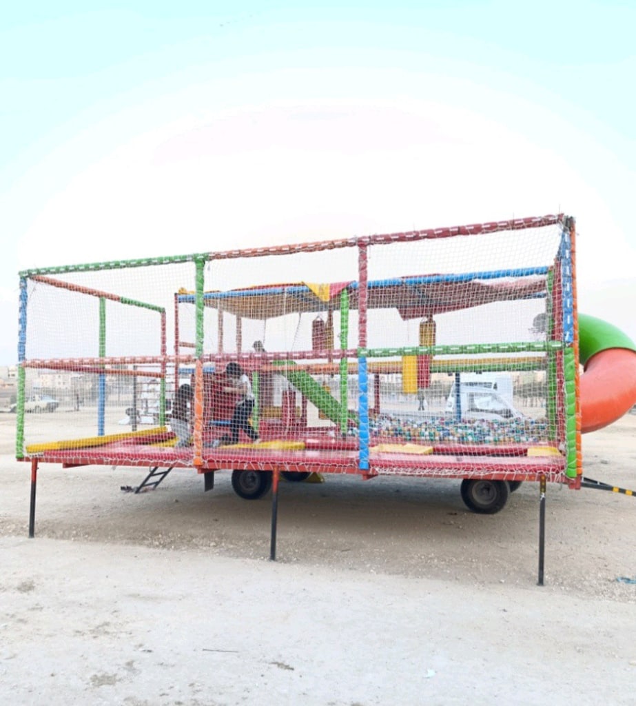 Satılık Mobil gezici çocuk oyun parkı