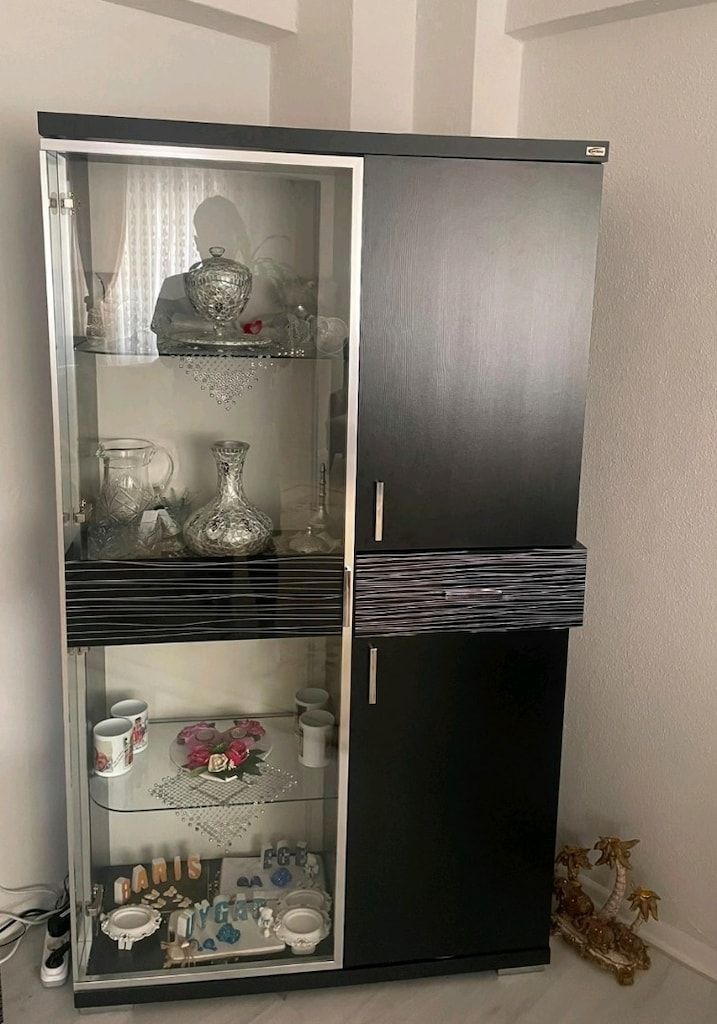 Salon Takımı(TV Ünitesi ve Vitrin)