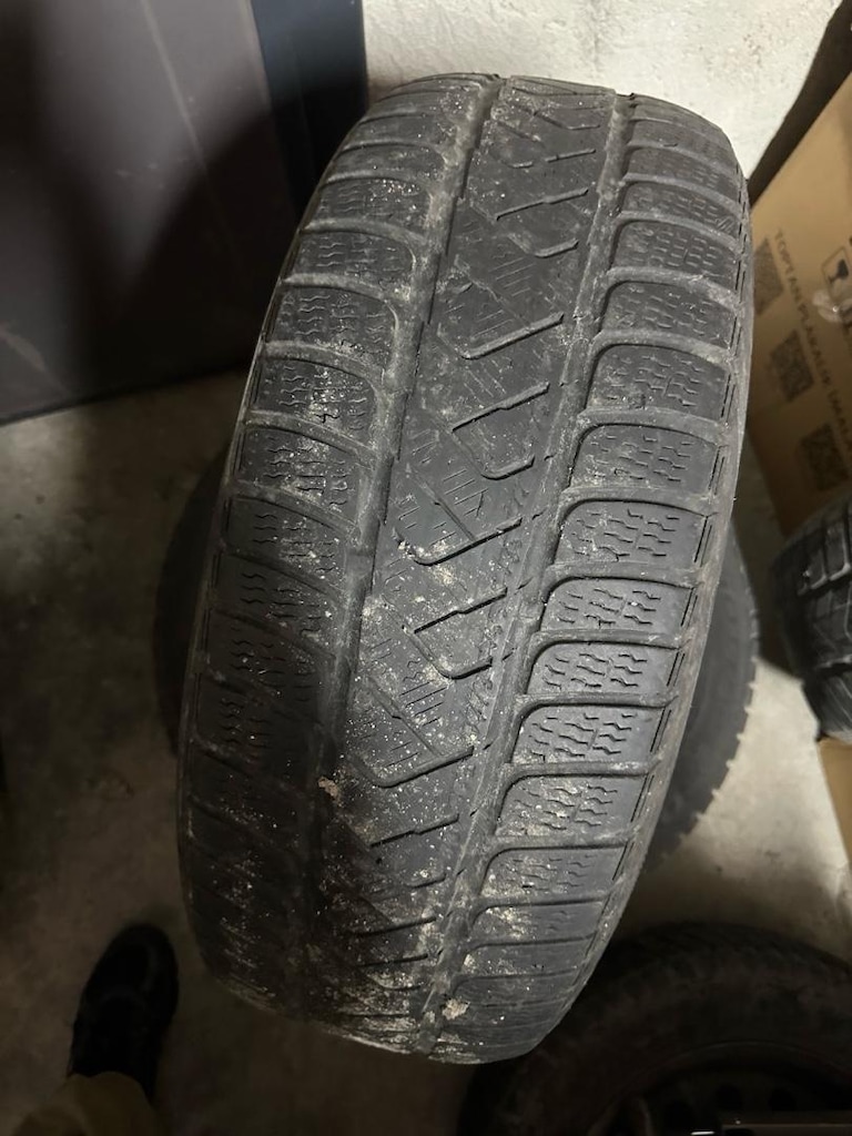 225/55R18 PIRELLI SOTTOZERO3 KIŞLIK LASTİK TAKIMI - 3