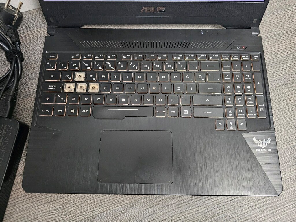 ASUS TUF GAMİNG LAPTOP 6GB EKRAN KARTLI - 10