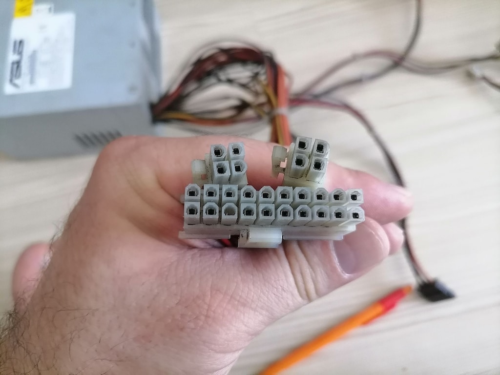 Asus Güç Kaynağı 230V - 5
