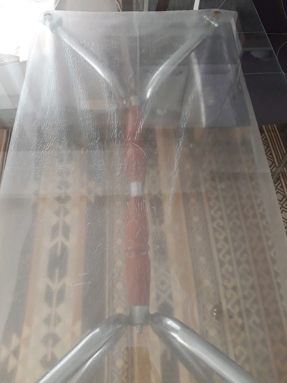 camlı masa - 9