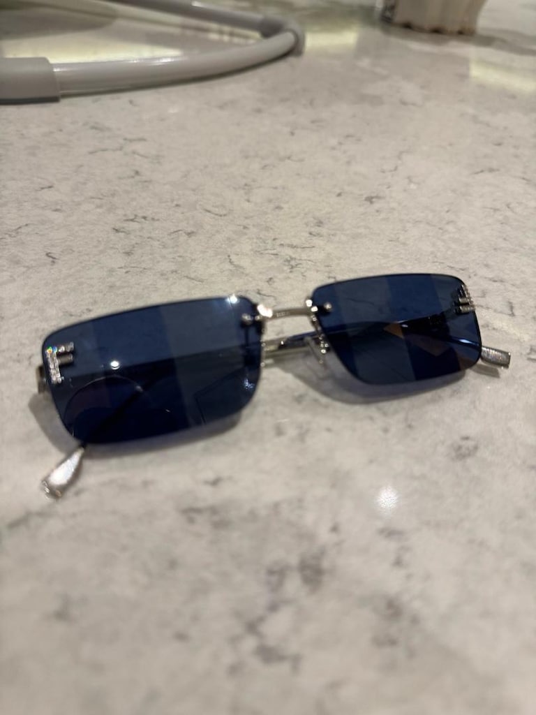 FENDİ GÜNEŞ GÖZLÜĞÜ Fe4172us - 4