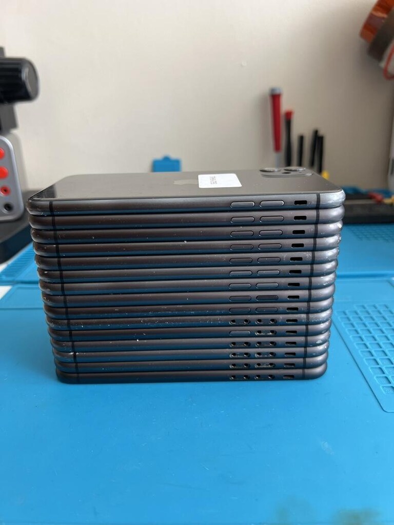 iPhone 11 Kasa Siyah Orjinal Apple Çıkma - 5