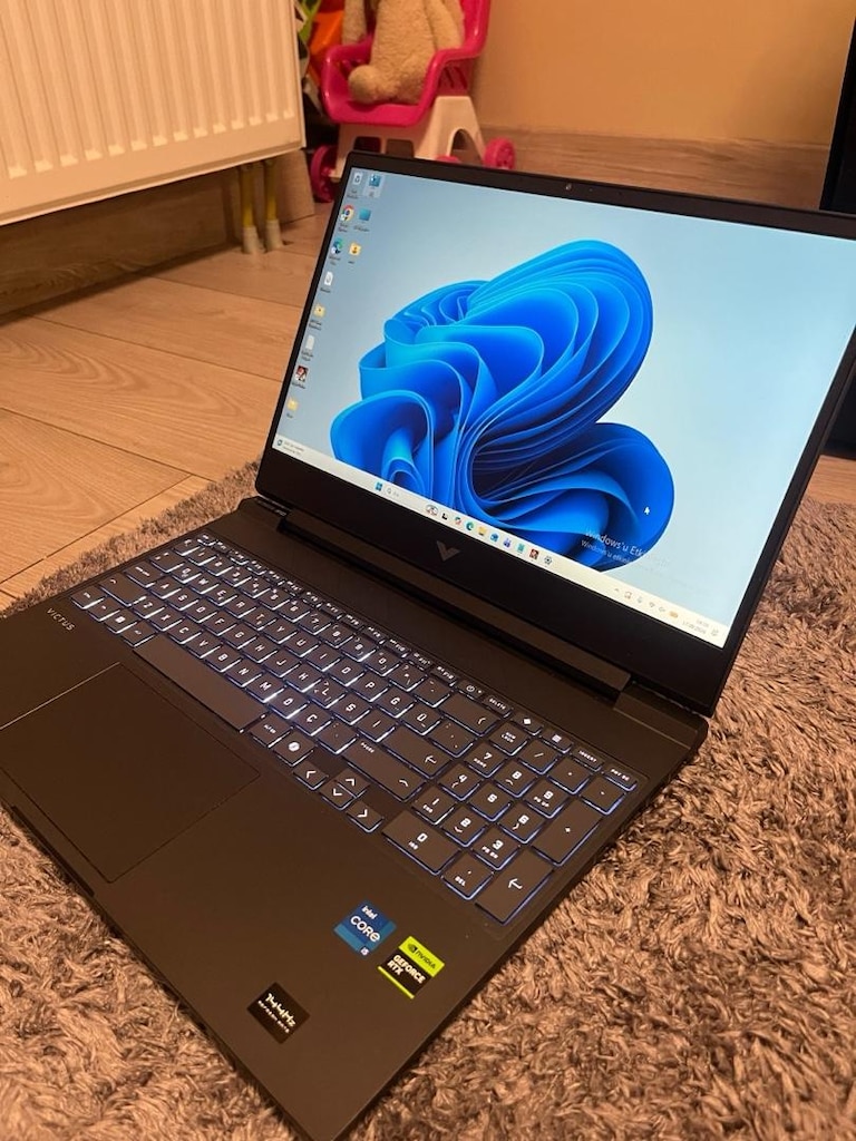 HP Victus 15-fa2704nt - 2