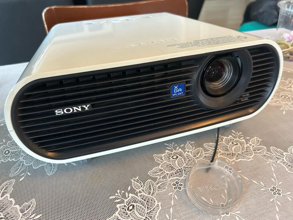 Sony VPL-EX7 projeksiyon cihazı - 6