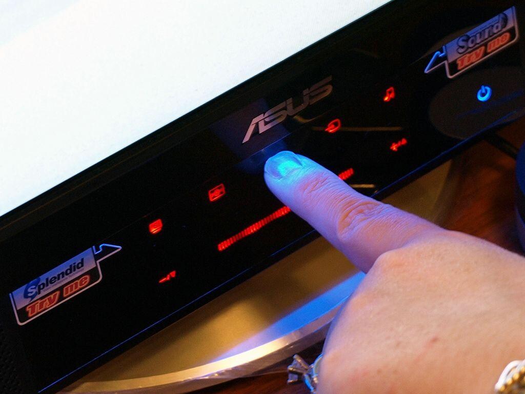 Asus PG221 22" İnç LCD Power Bass Monitor - 5