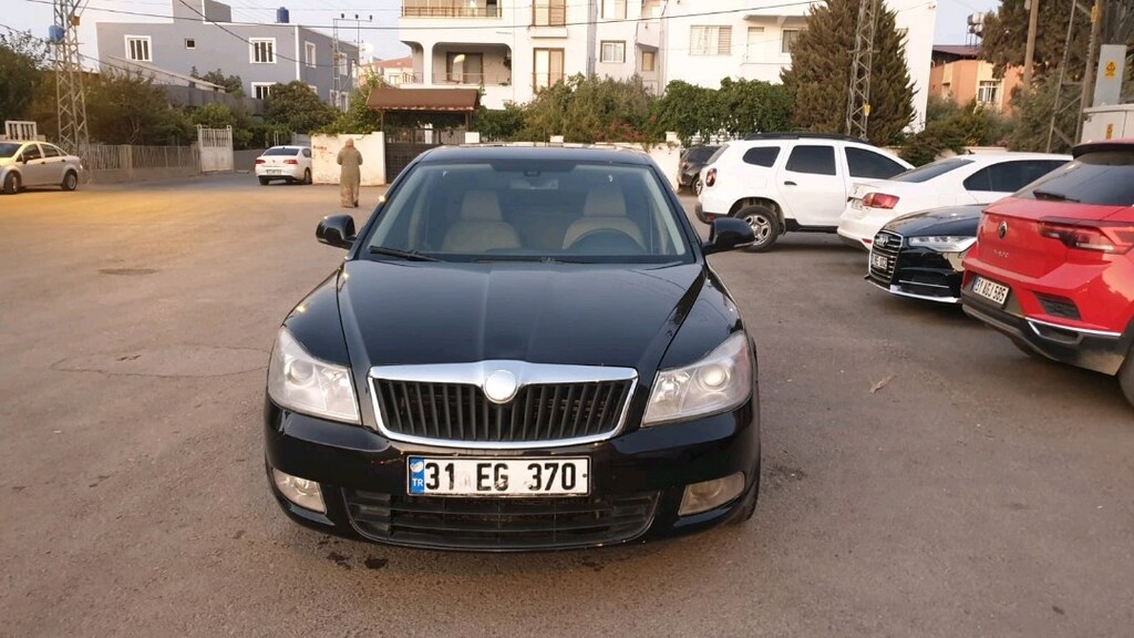 üst açarlı ful paket 1.6 tdi otomatik octavia - 2