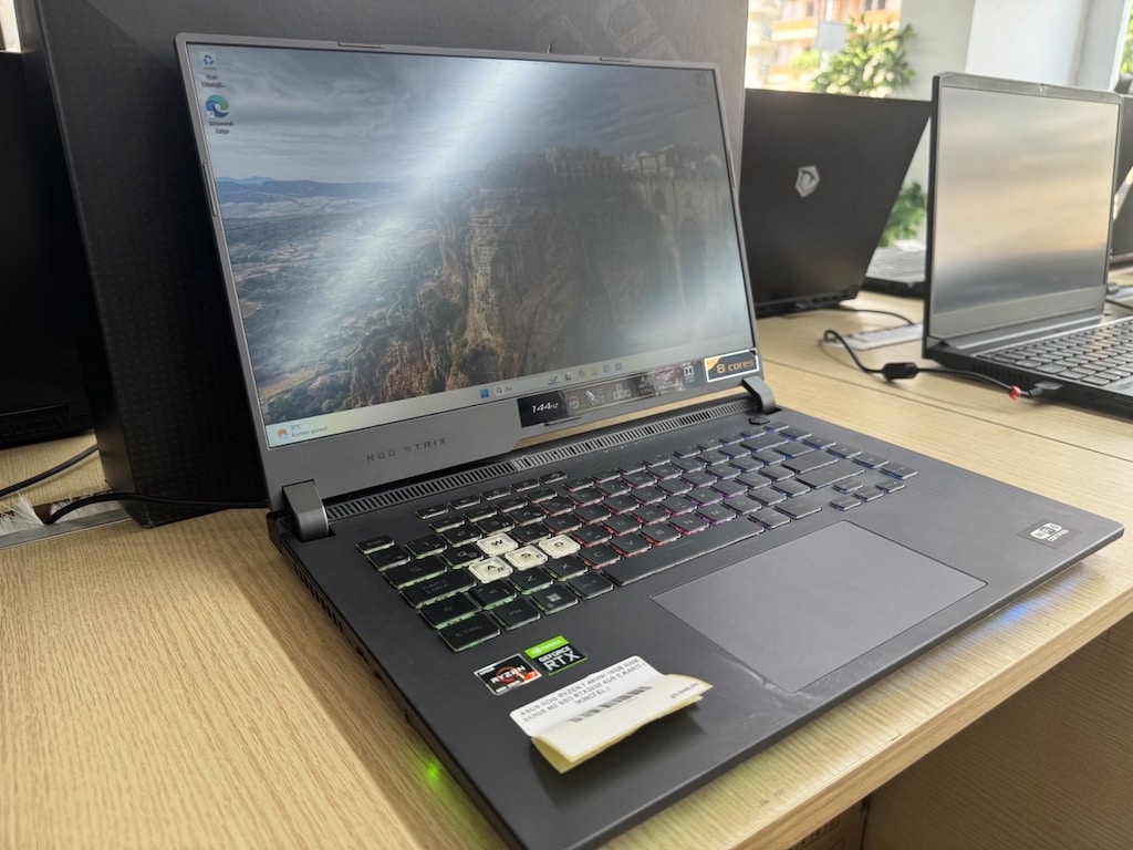 ASUS *AMD RYZEN 7 4800H İŞLEMCİ *16GB RAM *512GB M2 SSD *3050 4GB E.K - 3