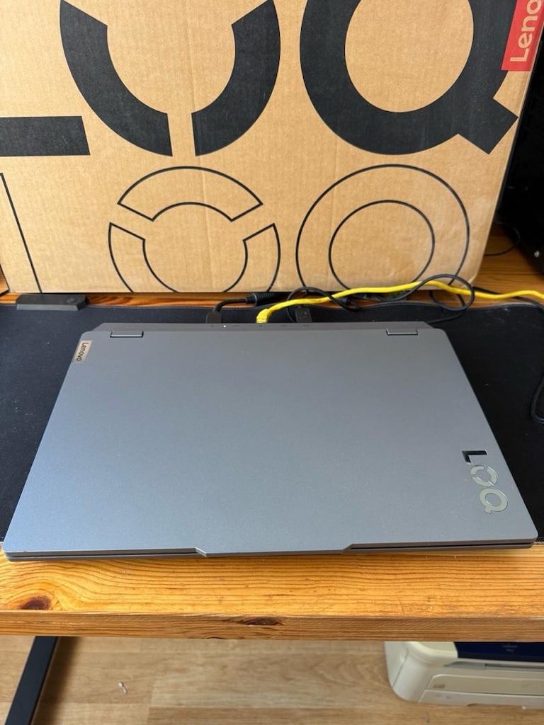 Lenovo LOQ 15IRX10 - 3