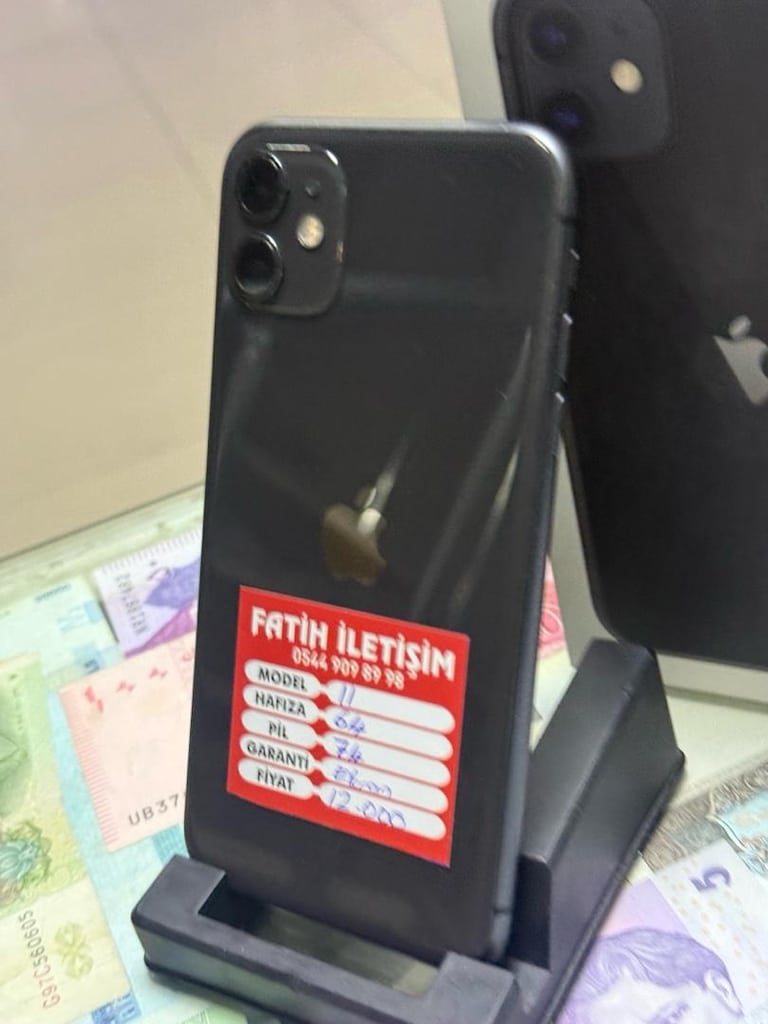 iPhone 11 64gb pil 74 - 3