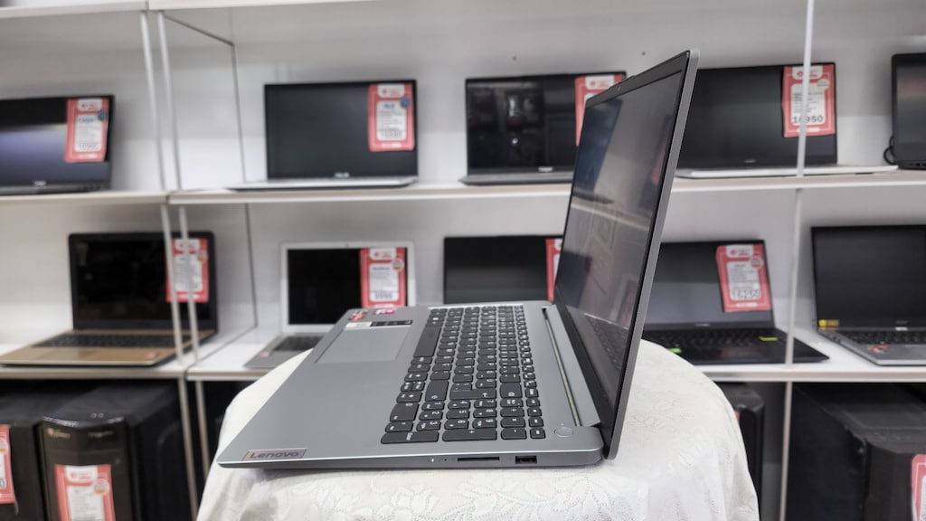 ABT BİLİŞİM – Lenovo IdeaPad 1Ryzen 5 5500U 8 GB 512 GB M.2 15.6" - 9