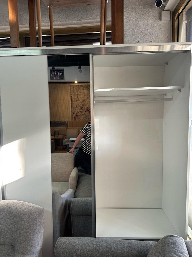 Sıfır.. Mdf Ahşap 160x210 Sürgülü Milano Dolap - 7