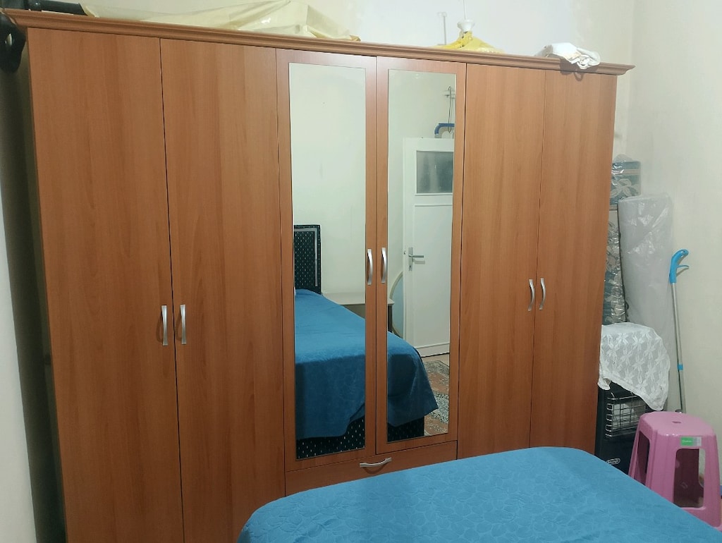 TEMİZ SAĞLAM ELBİSE DOLABI 6 KAPILI AYNALI - 4