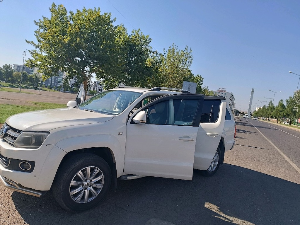 2015 model amarok - 2
