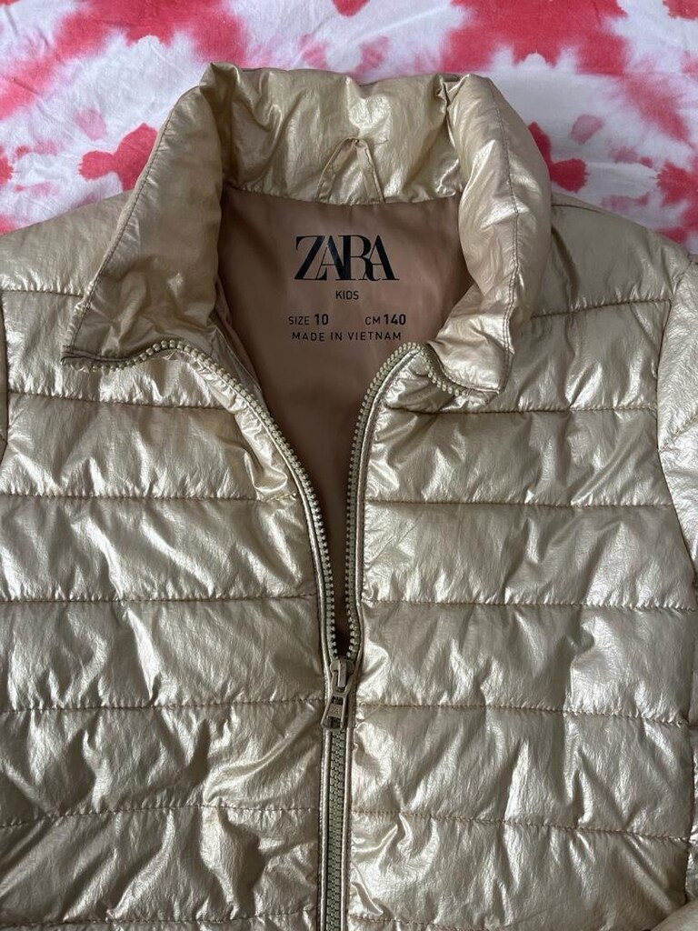 Zara Parlak Model Mont - 2