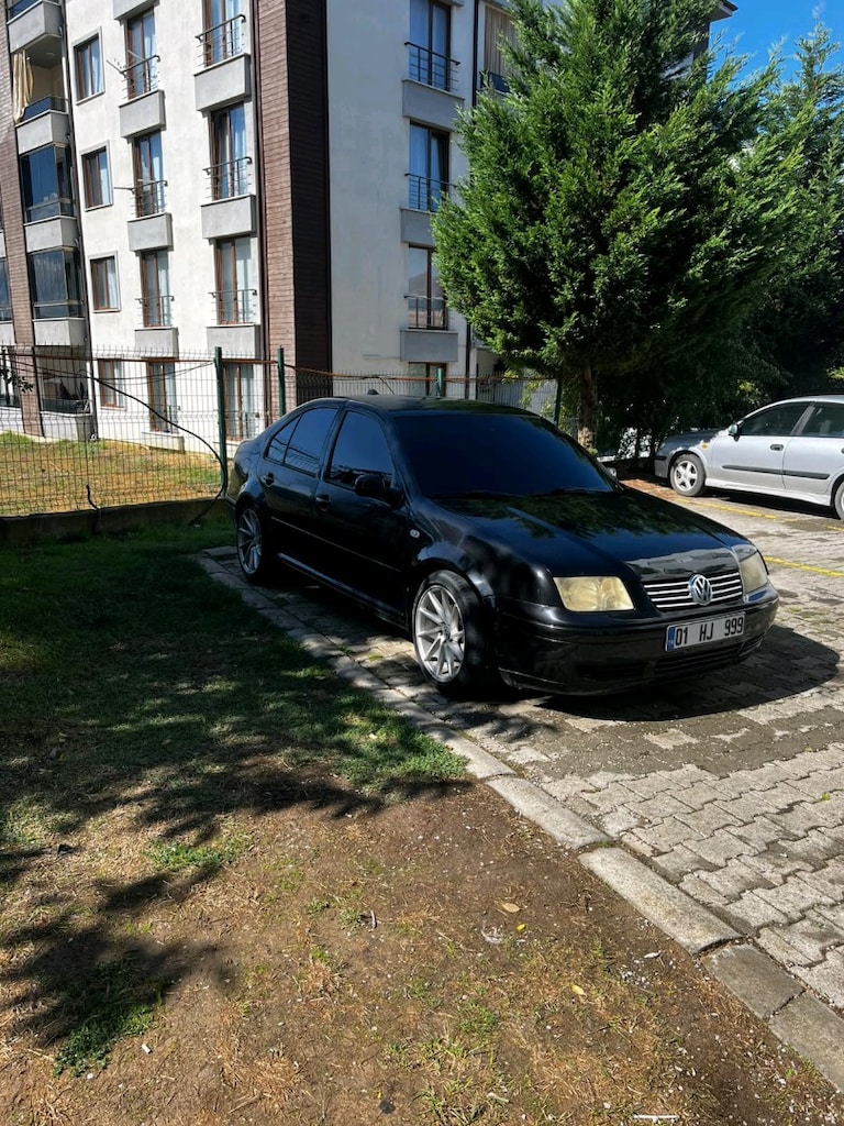 Volkswagen Bora 1.6 - 8