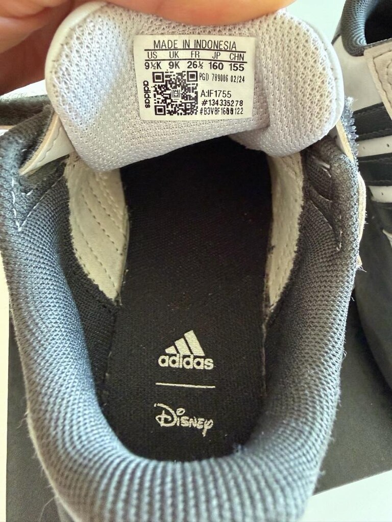 Adidas Disney The Lion King çocuk ayakkabısı. 26,5 Numara - 4