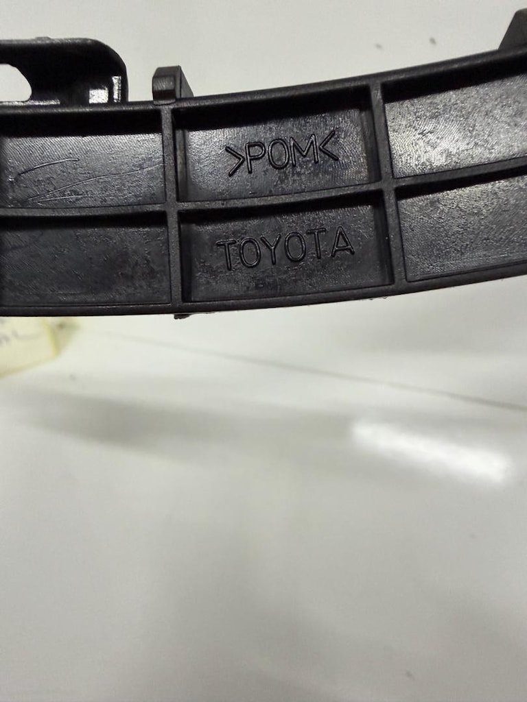 corolla sol arka tampon braketi 13-15 çıkma orjinal 5257602120 - 5