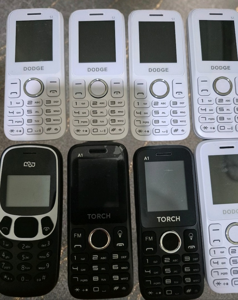 Dodge & Torch Klasik Tuşlu Telefonlar - 2