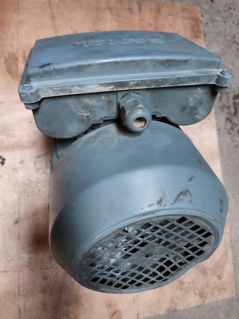 motor elektrik 1.1 kW yanık bozuk - 5
