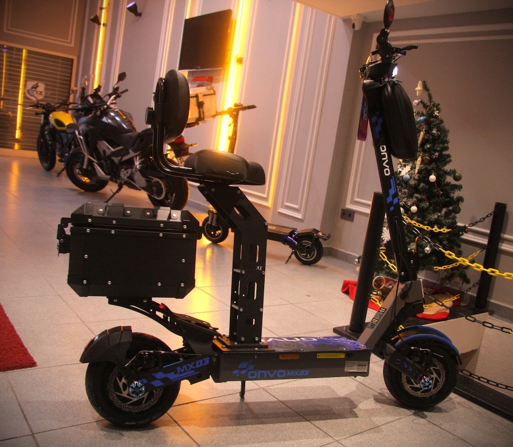 2026 MODEL FULL DOLU ONVO MX-03 SCOOTER KAÇMAZ İNCELE. - 9
