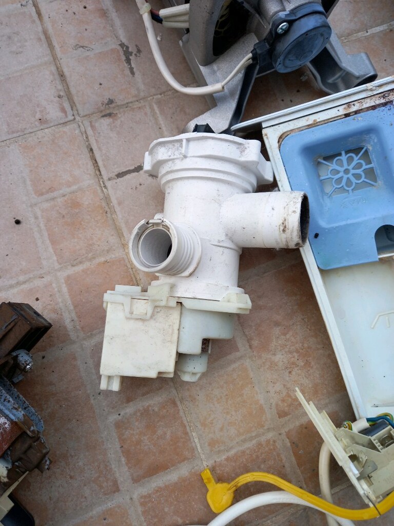 Hotpoint çamaşır makinası parçaları - 4