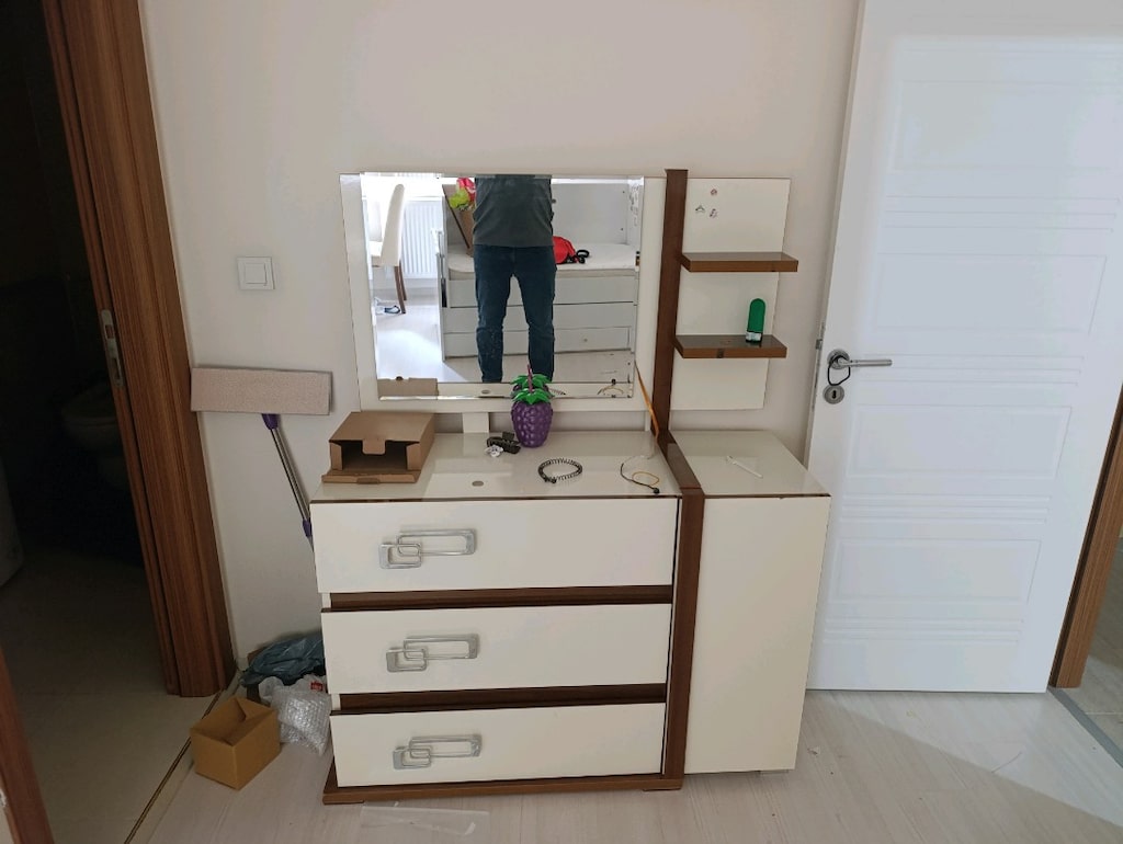 Vitrin ve TV dolabı - 4